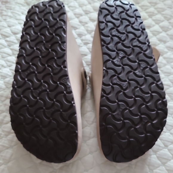 Cream Mules with Adjustable Strap and Contoured Footbed - Picture 4 of 6